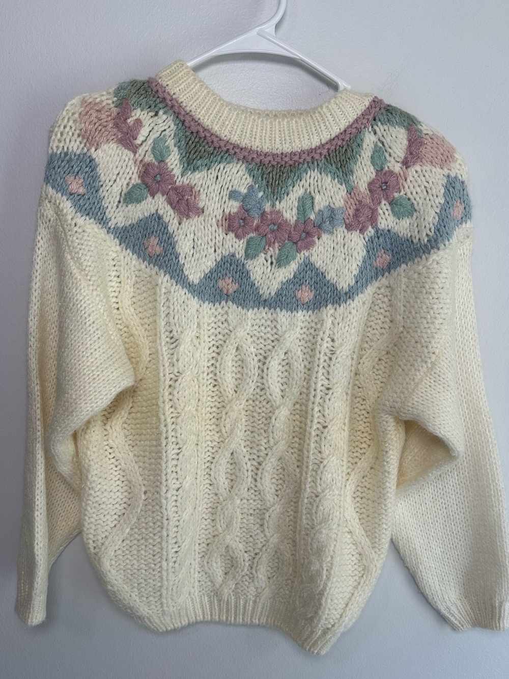 Vintage Cozy Cream Floral Yoke Cable Knit Sweater oversized Small  80s 90s